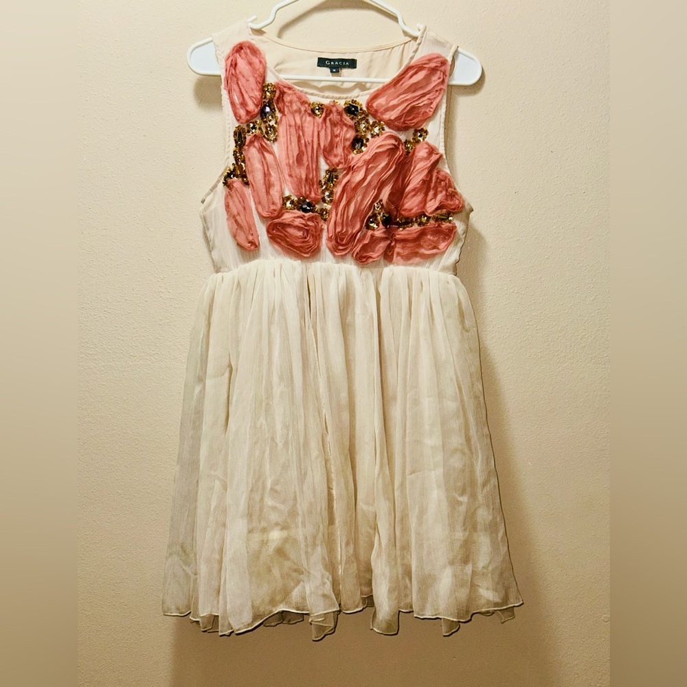 Gracia Blush and Cream Formal Adult Dress